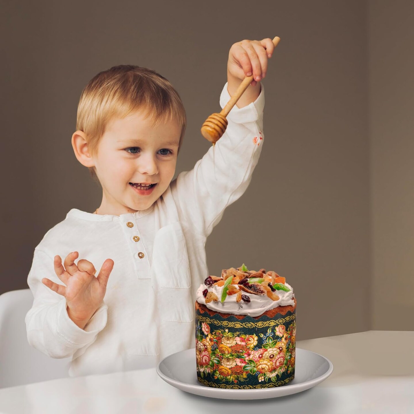 15 oz Easter Bread Baking Paper Molds | 12 Pack | Easter Bread Paper Mold Design- Non Stick Kulich Paska Mold Panettone Paper Mold Large Easter Bread Kulich Molds W5.1xH3.35 in