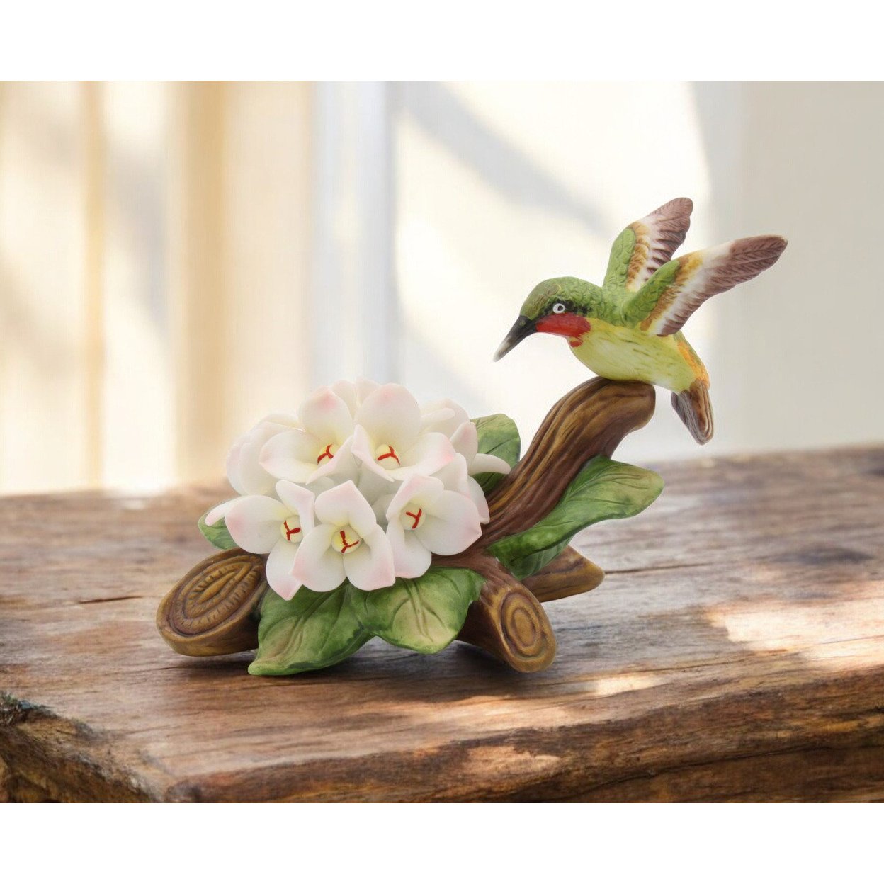 Ceramic Hummingbird Figurine With Hydrangea 3 5/8" Garden Gift