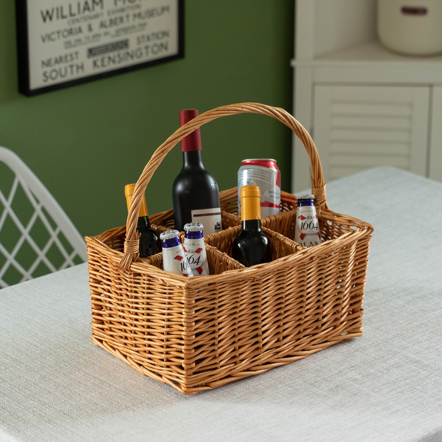 Wickewise Indoor and Outdoor 6 Bottle Wine and Beverage Wicker Tote Basket &#x2013; Perfect for Beer, Champagne, Bar Accessories, Home Bars, Picnics, Parties, and Bachelor Party Favors, Brown