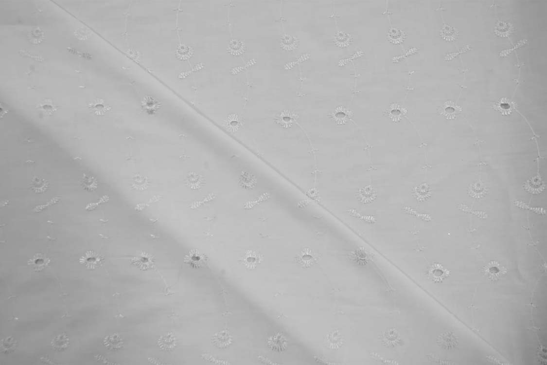 Polyester Cotton Eyelet Embroidery Fabric No Scallop Ends Soft Lightweight Multiple Colors 60 Inch Wide