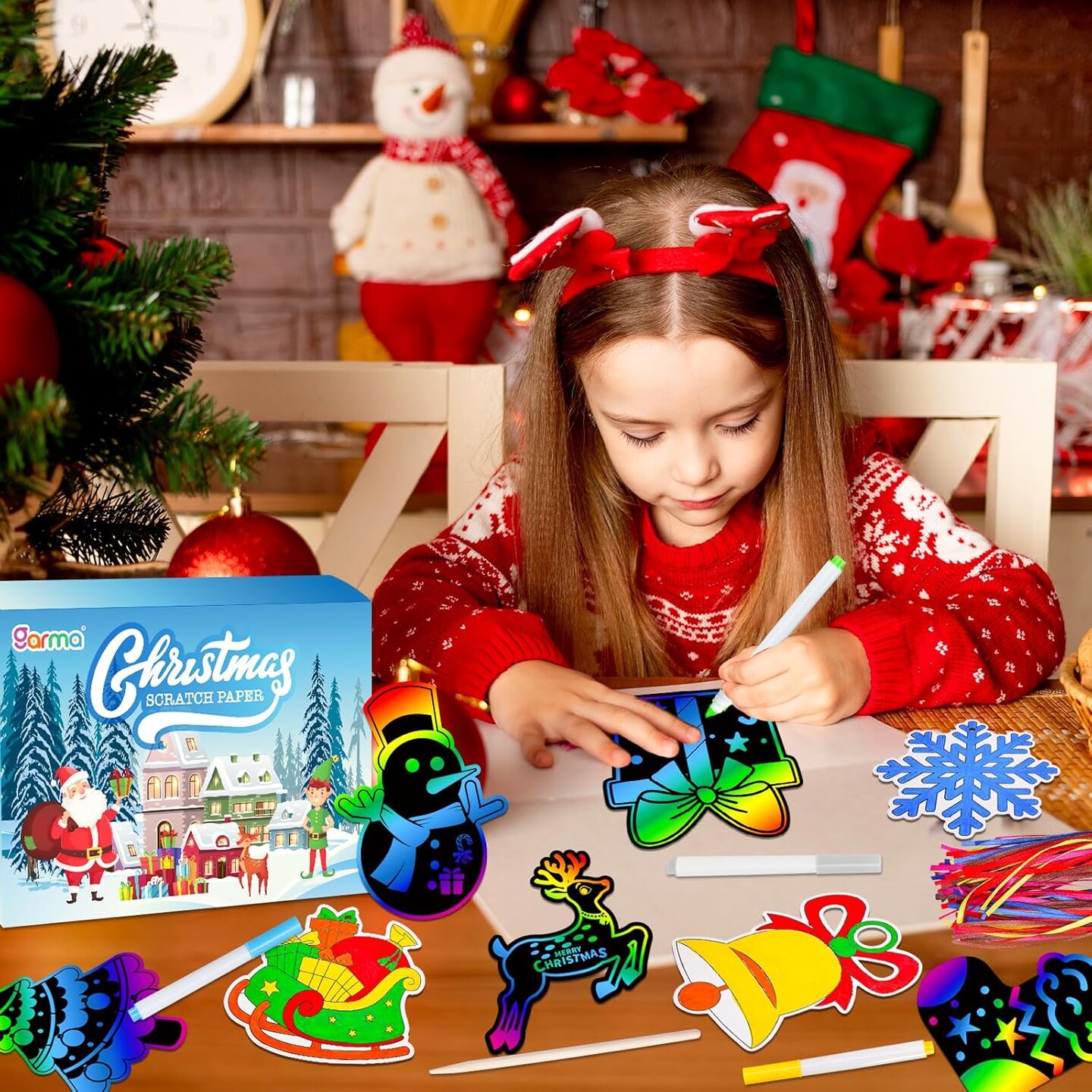 36Pcs Christmas Crafts Scratch Art for Kids, Rainbow Scratch Paper Christmas Ornaments Crafts Christmas Party Favors Toys Xmas Tree Ornaments Hanging Craft Art Kits