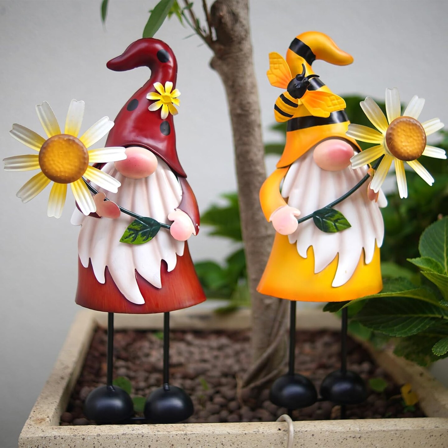 Metal Gnome Yard Art - Metal Gnome Statue -Outdoor Garden Gnome Decorations - Bee and Ladybug Art Sculpture- Christmas Holiday Lawn Patio Yard Garden Decor (Set of 2)