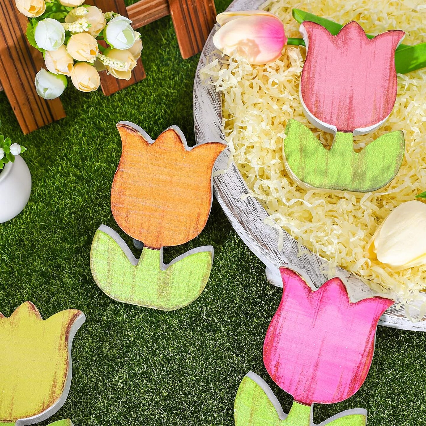 4Pcs Spring Tulips Wood Signs Rustic Farmhouse Tulip Flowers Table Decoration