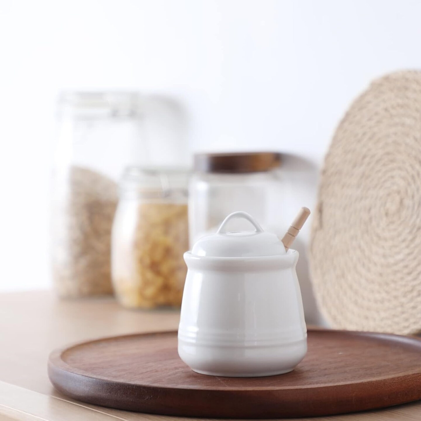 Ceramic Honey pot with Lid and Honey Dipper,Porcelain Honey Jar Easy to Clean and Dishwasher Safe,12oz (White)