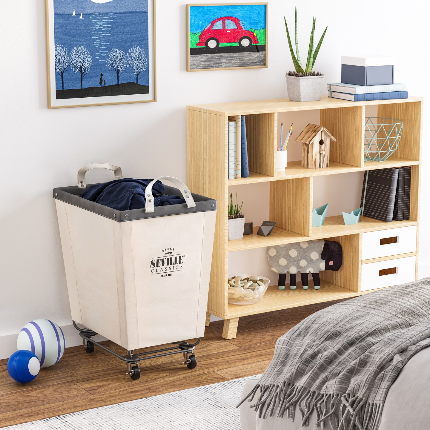 Seville Classics Heavy-Duty Rolling Laundry Hamper, Natural White