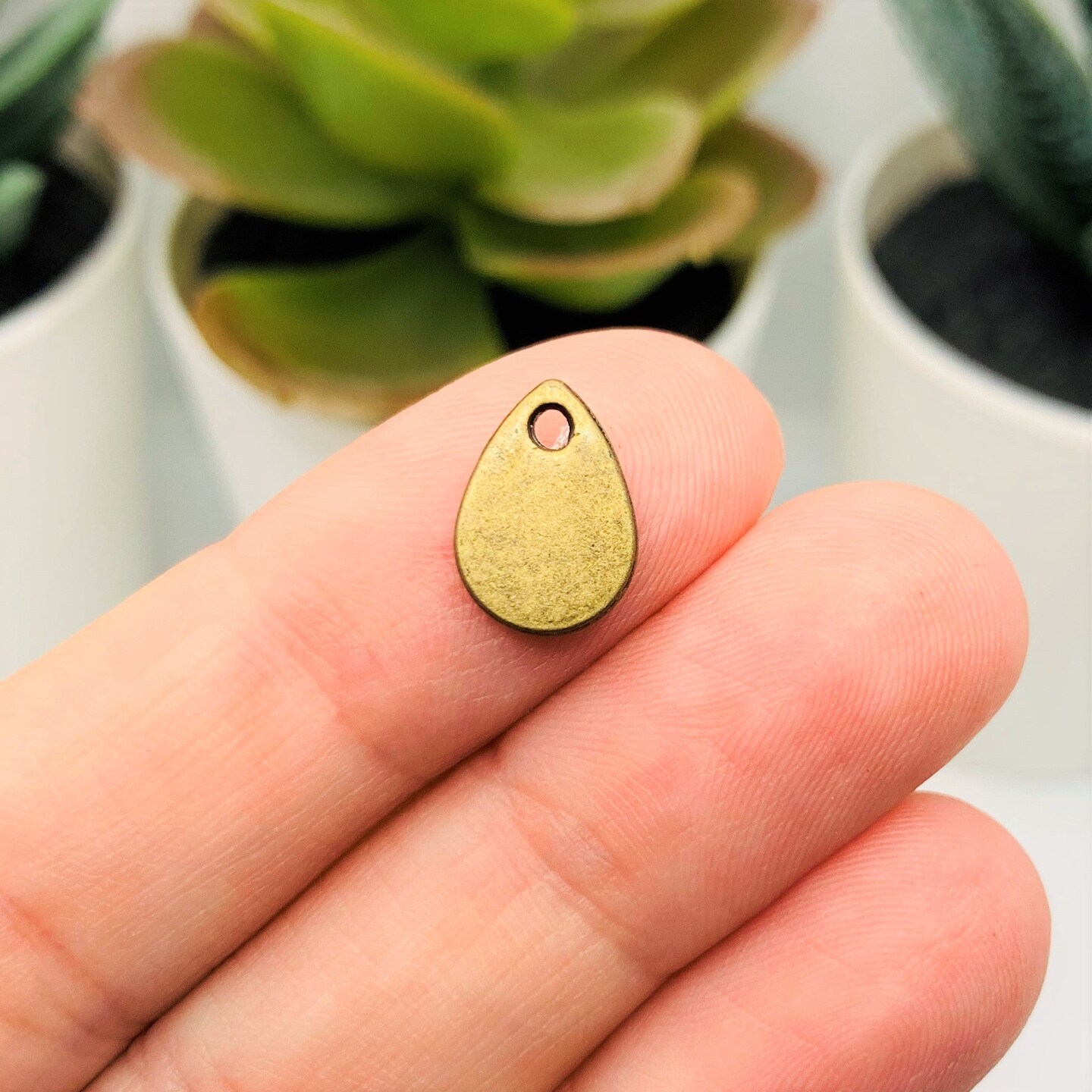 Bronze Waterdrop Embellishments, 11x8mm