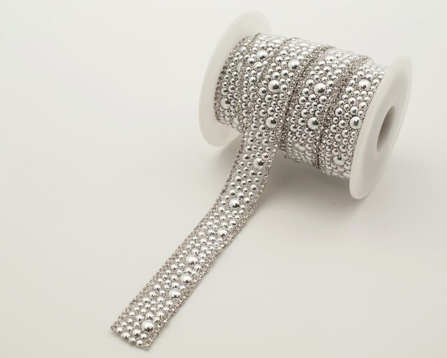 3/4" x 5 Yards Silver Faux Pearl Iron-On Rhinestone Seam Trim
