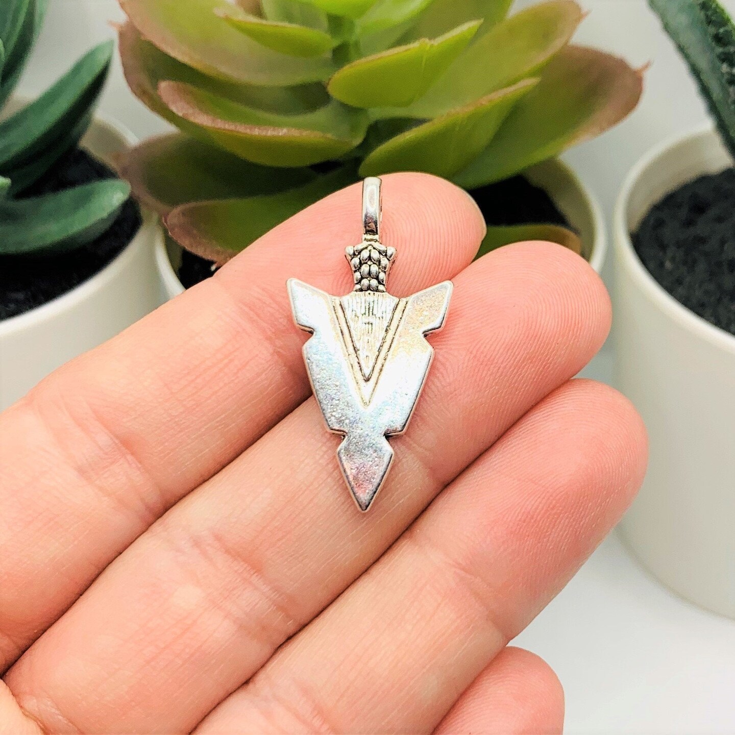 4, 20 or 50 Pieces: Silver Arrowhead Charms - Double Sided