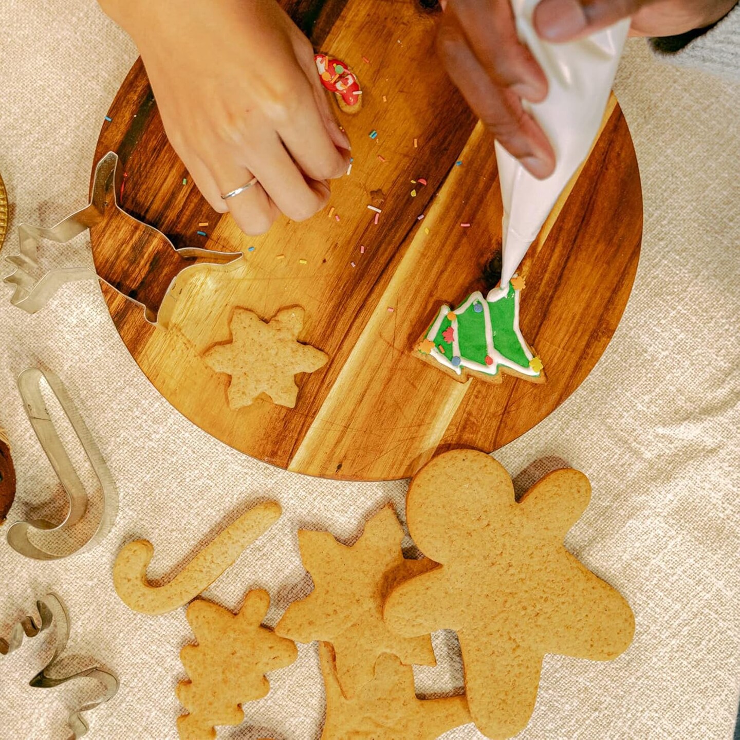 10-Piece Christmas Cookie Cutter Set - Stainless Steel Shapes