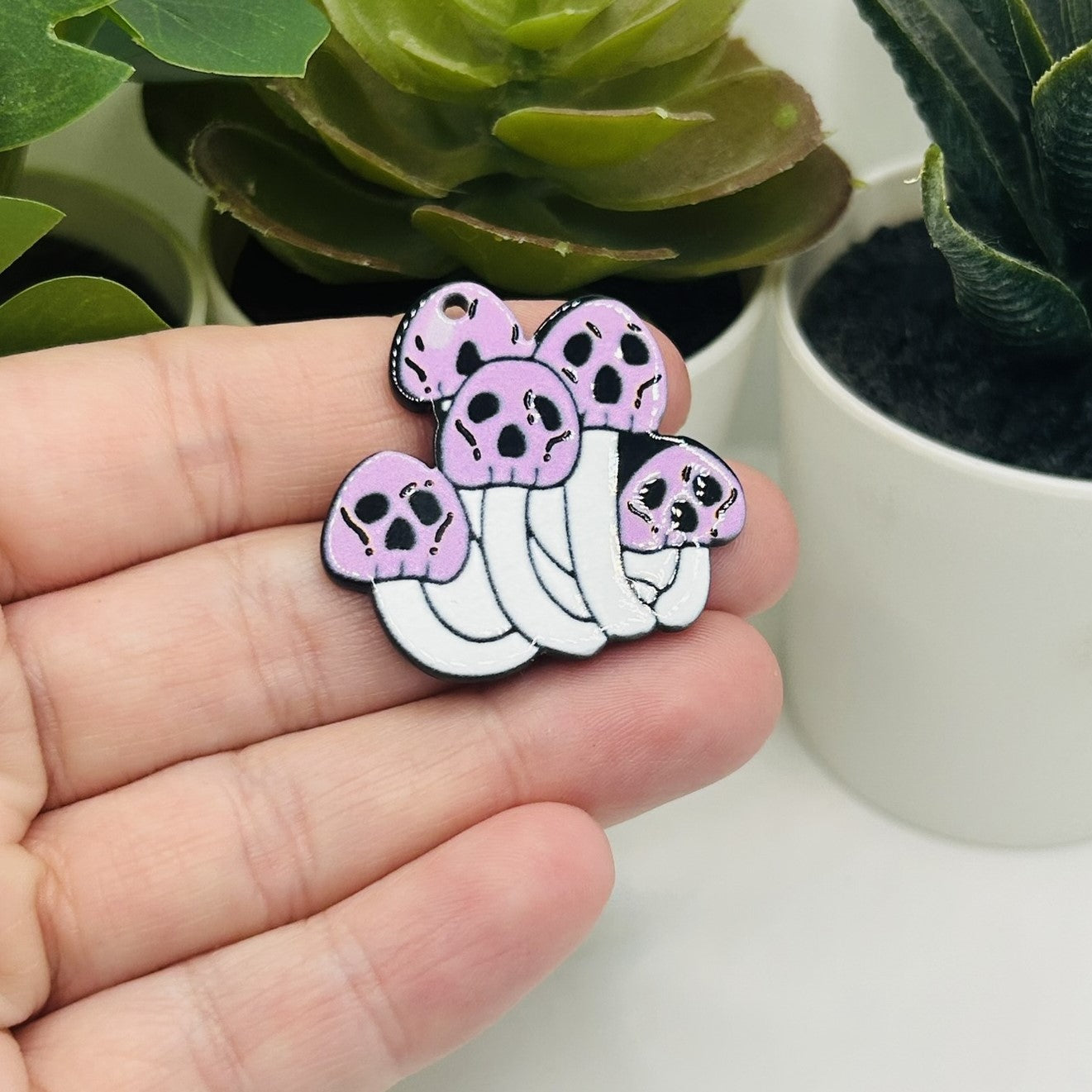 1, 4 or 20 Pieces: Acrylic Creepy Mushroom Charms