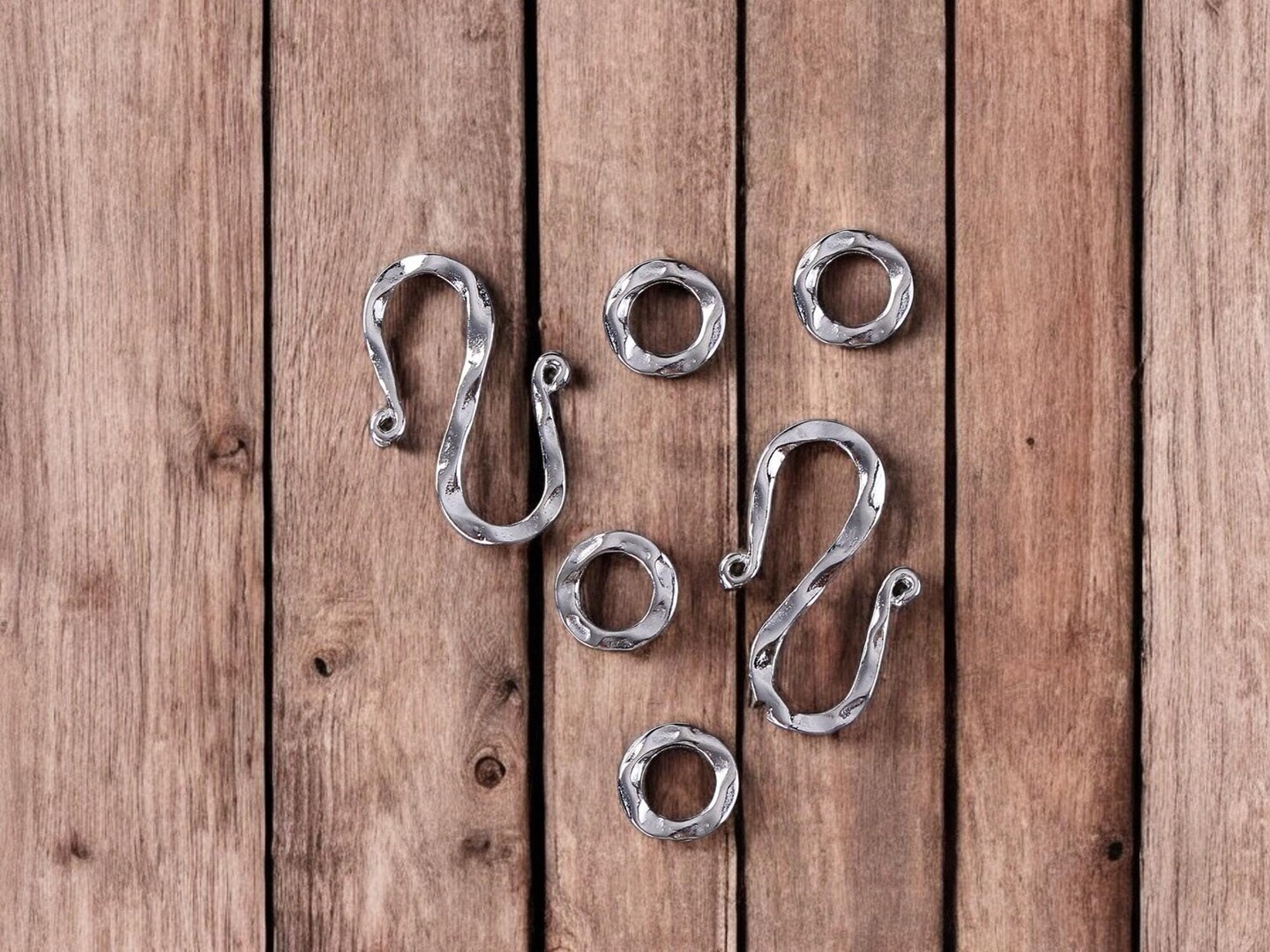 *20* 26x17mm Bright Silver Hammered S Shaped Hook Clasps