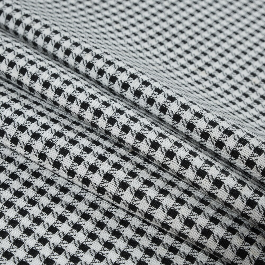 1 Yard Black &#x26; White Double Faced Woven Cotton Blend Fabric