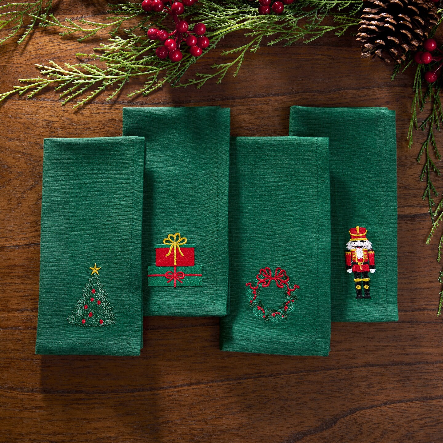Threadmade Home Holiday Embroidered Napkins, Set of 4, Green - 17"W x 17"L