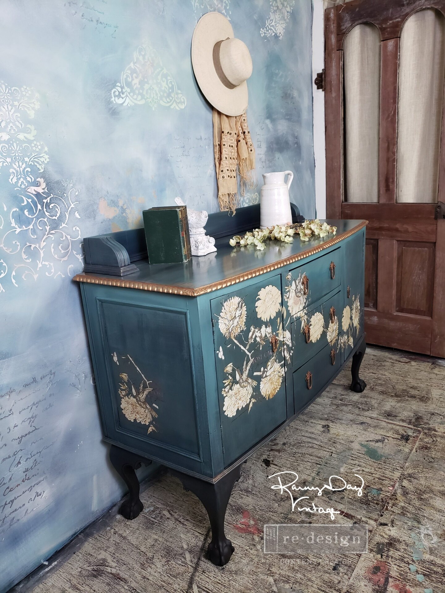 RedesignDecorTransfers®-VintageRustic-totalsheetsize24inx35in,cutinto3sheets rub-ons