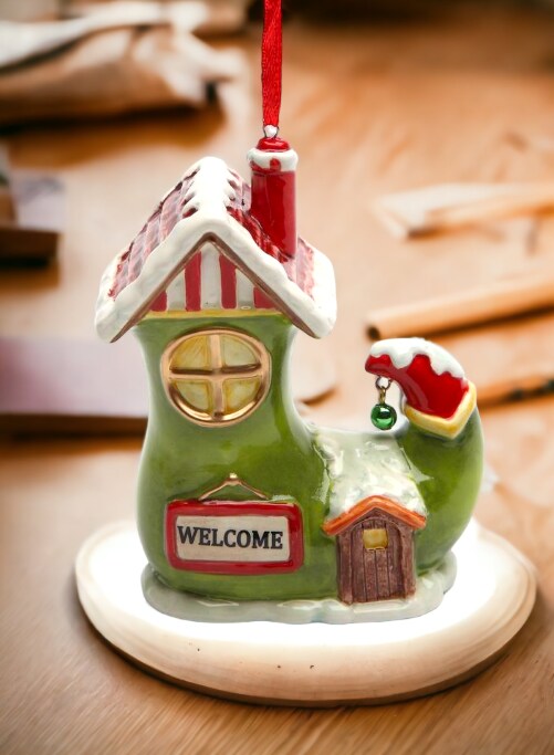 Ceramic Santa&#x27;s Village Shoe House Ornament, Home D&#xE9;cor, Gift for Her, Gift for Mom, Kitchen D&#xE9;cor, Christmas D&#xE9;cor