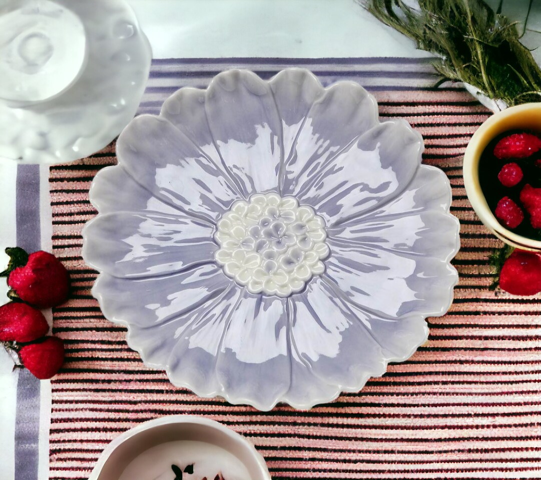 Ceramic Dahlia Flower Plates - Set Of 2, Home Décor, Gift for Her, Gift for Mom, Nature Lover Décor, Cottagecore, Cafe Decor
