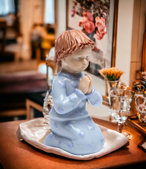 Ceramic Praying Boy Figurine, Religious D&#xE9;cor, Religious Gift, Church D&#xE9;cor, Church Gift, Baptism Gift