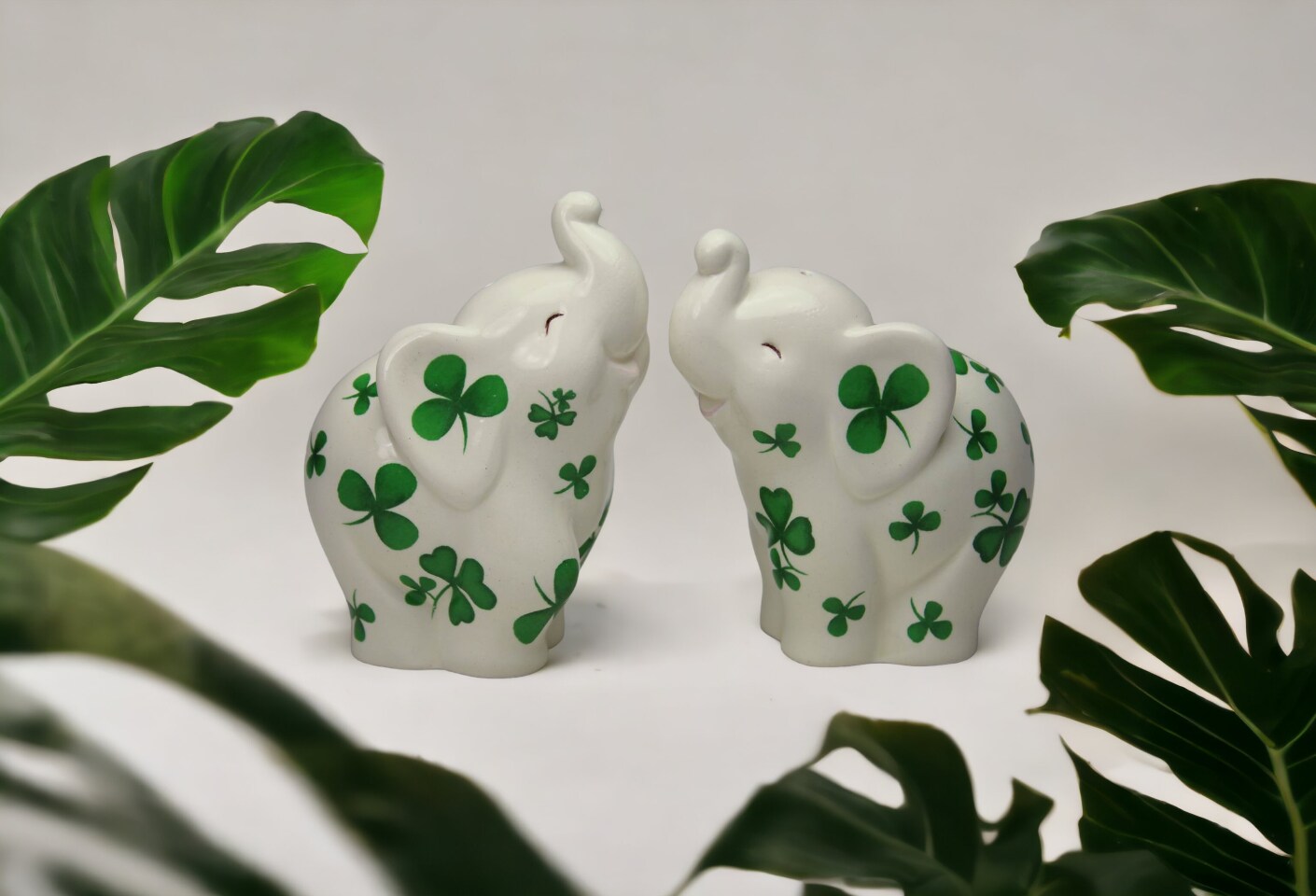 Ceramic Elephant with Shamrock Salt and Pepper Shakers, Home D&#xE9;cor, Gift for Her, Mom, Kitchen D&#xE9;cor, Irish Saint Patrick&#x2019;s Day D&#xE9;cor