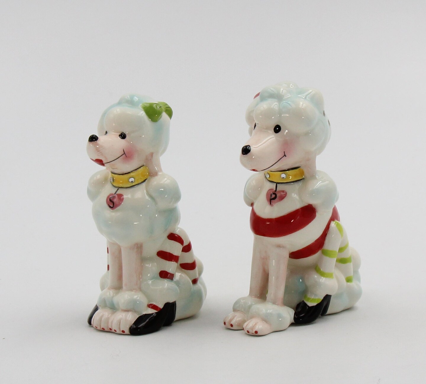 Ceramic Poodle Dogs Christmas Decor Salt and Pepper Shakers, Home D&#xE9;cor, Gift for Her, Mom, Kitchen D&#xE9;cor, Dog Lover Gift, Pet Loss Gift