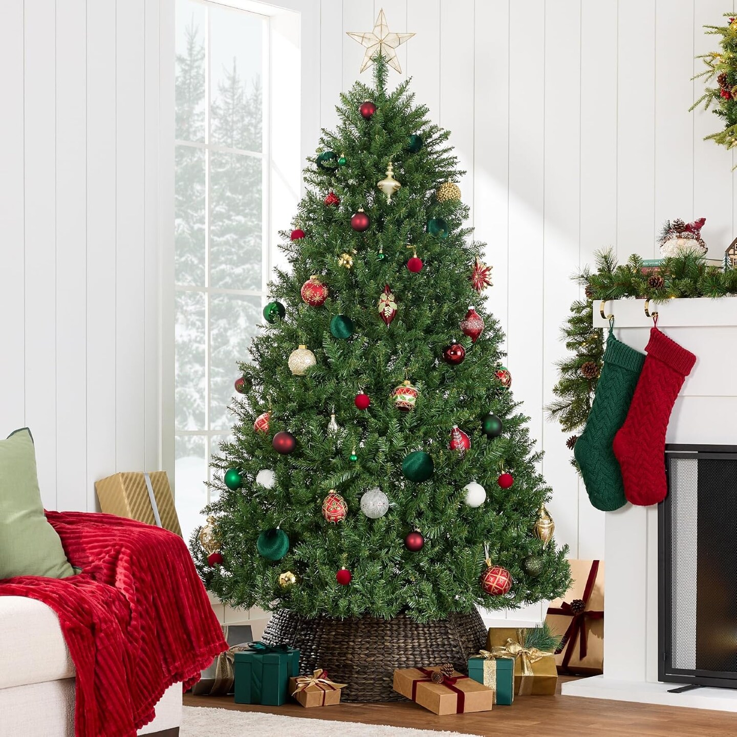 Douglas Fir Christmas Tree Unlit Artificial Full Tree with Realistic Greenery and Metal Stand