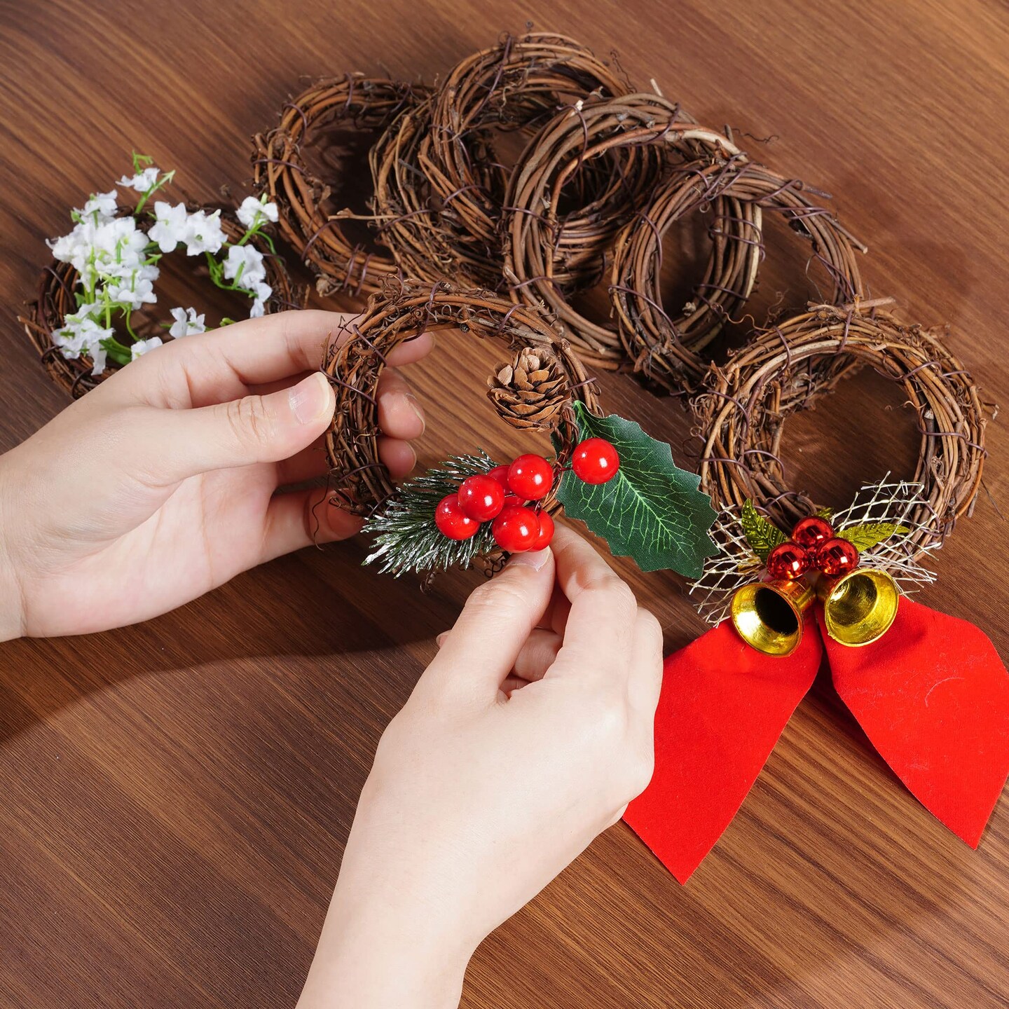 Grapevine Wreath Set, Marrywindix 16 Pieces Natural Vine Branch Wreath Christmas DIY Rattan Wreath Garland for Christmas Holiday Craft Wedding Decor (3 in.)