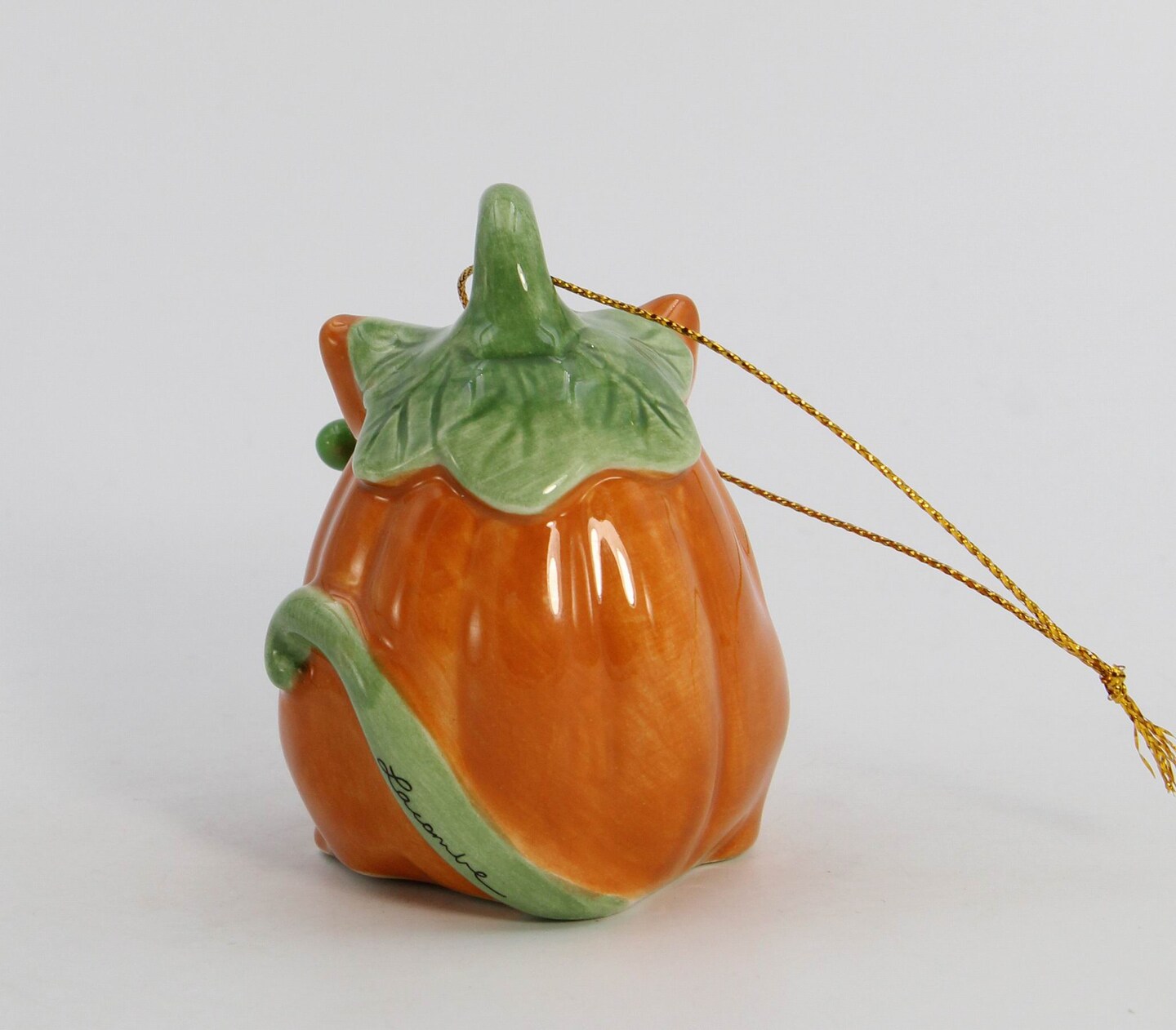 Ceramic Halloween Whisker Cat - Pumpkin Ornament, Home Décor, Gift for Her, Gift for Mom, Kitchen Décor, Fall Décor, Halloween Décor