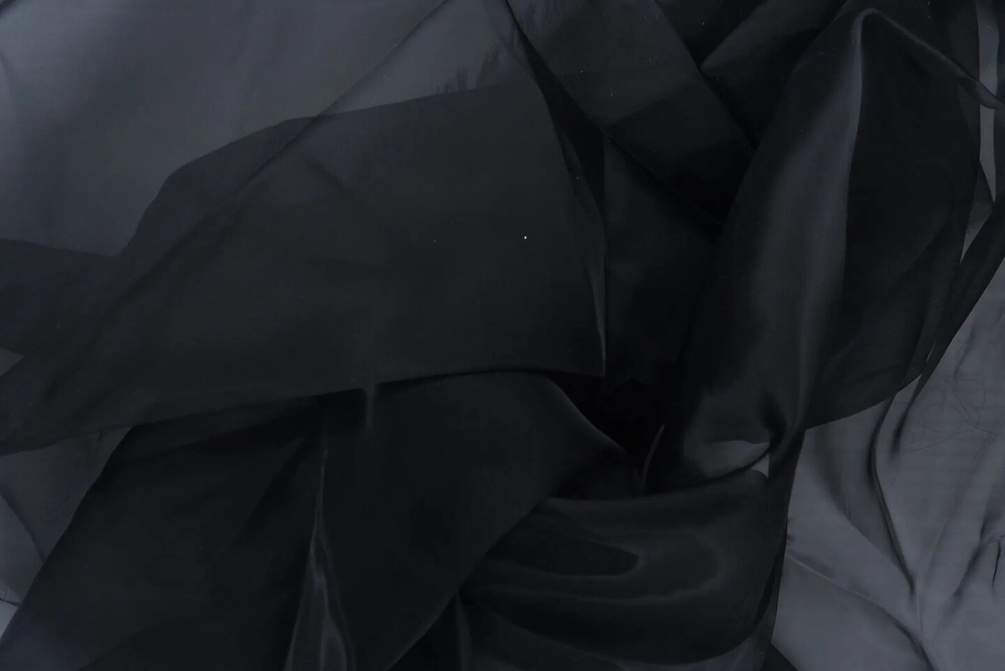 1 Yard Solid Organza Fabric, 61/62″ Wide Nylon Polyester Blend