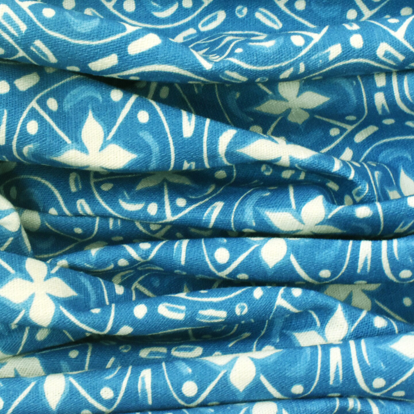 Vacay Blue-Ivory Abstract Tile Printed Slub Home Decorating Fabric By the Yard