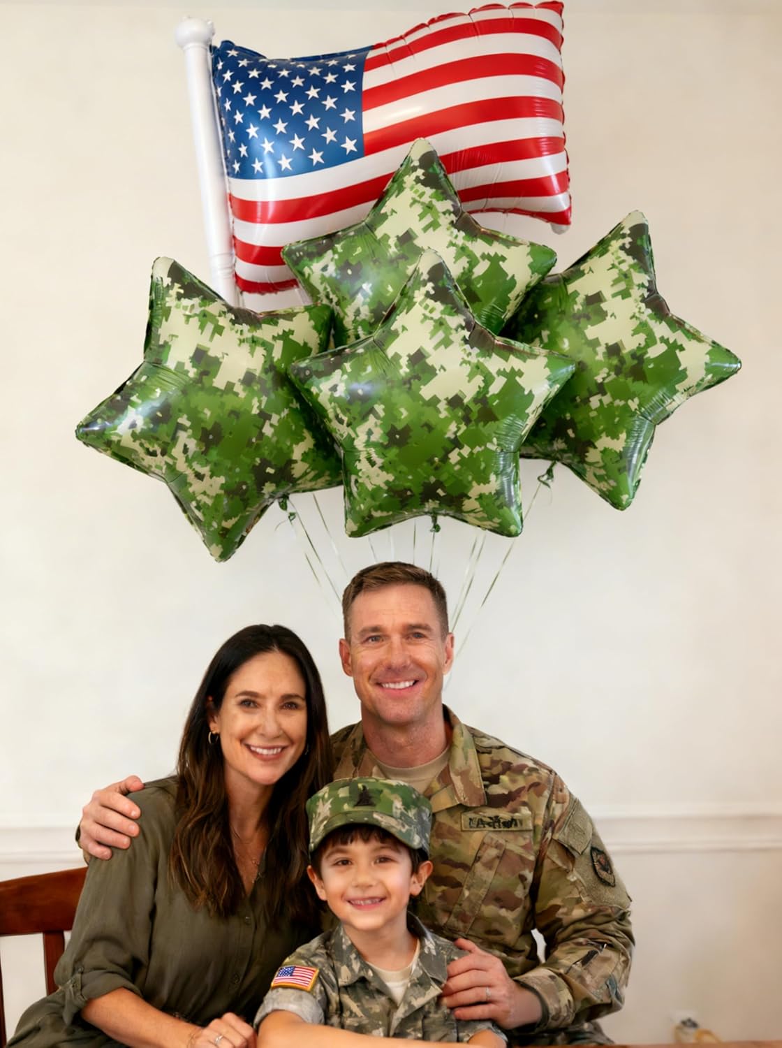 31Inch American Flag Balloons & 18in Camouflage Balloons Set of 6, Floatable Party Decorations for Military Homecoming, Patriotic Events, National Unity Celebrations(Helium-supported)