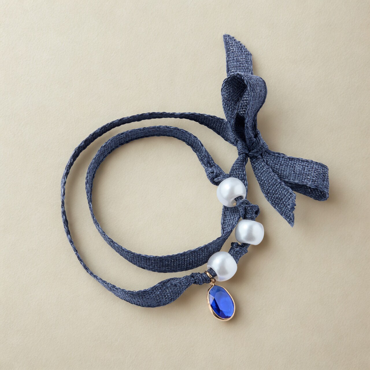 Sunday Makebreak: Pearl and Ribbon Bracelet