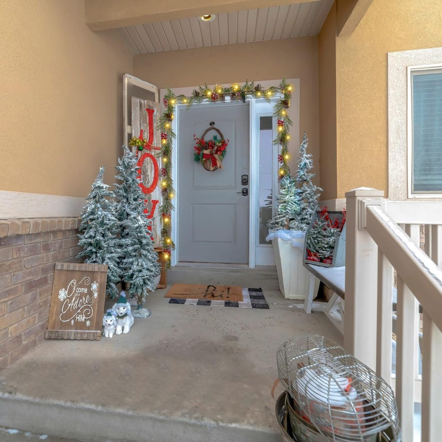 5.5 FT Lighted Christmas Garland 20 LEDs Pine Cones Red Berries (Green)