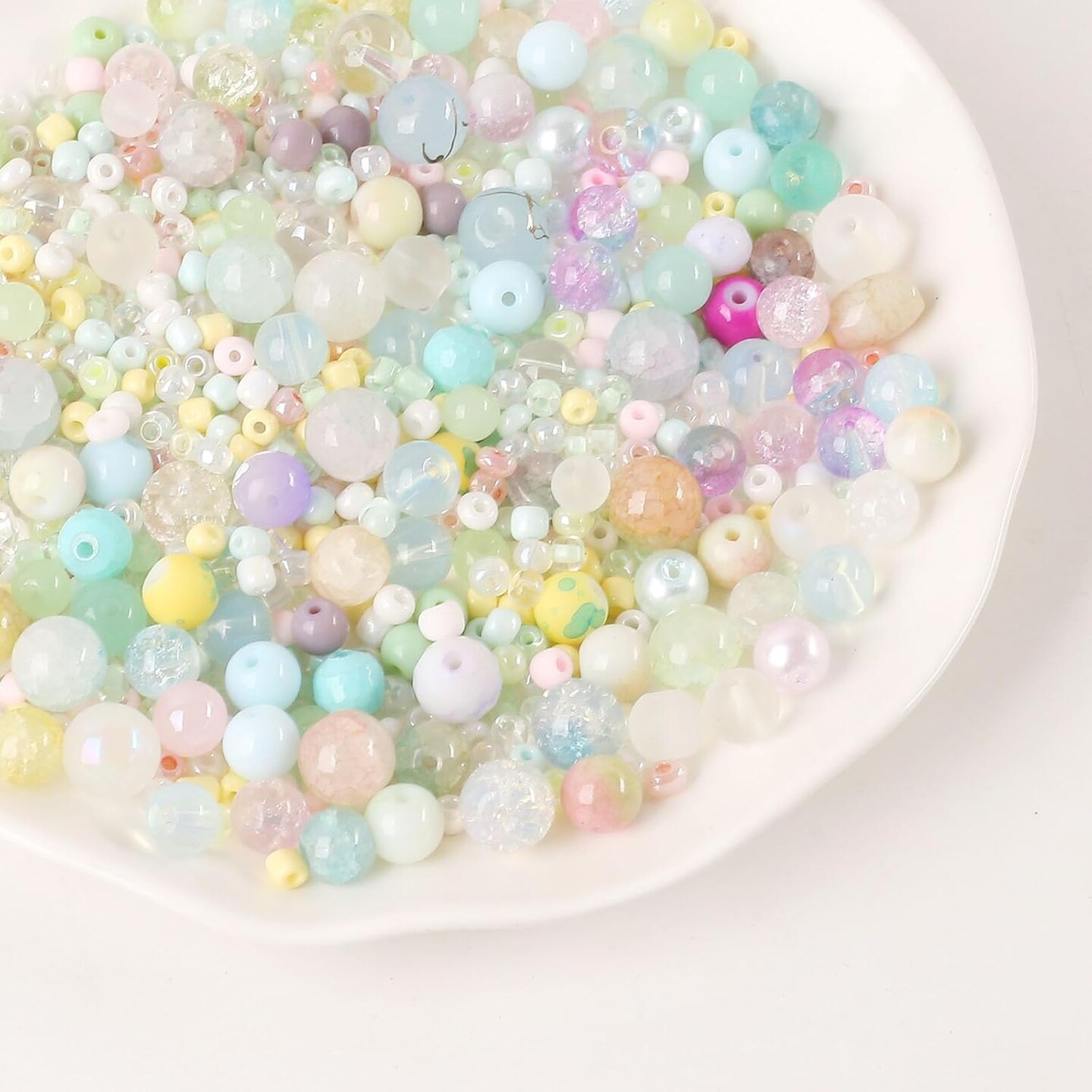 1500Pcs Assorted Glass Beads Cracked Bead Spacer Seed Beads Set (white)