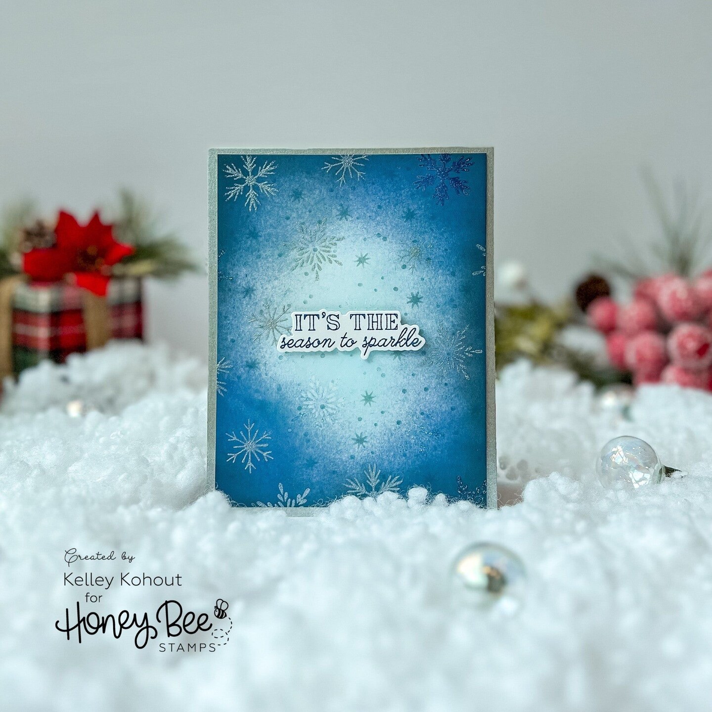 Snowflakes Background - Set of 2 - 6&#x22;x6&#x22; Layering Stencils