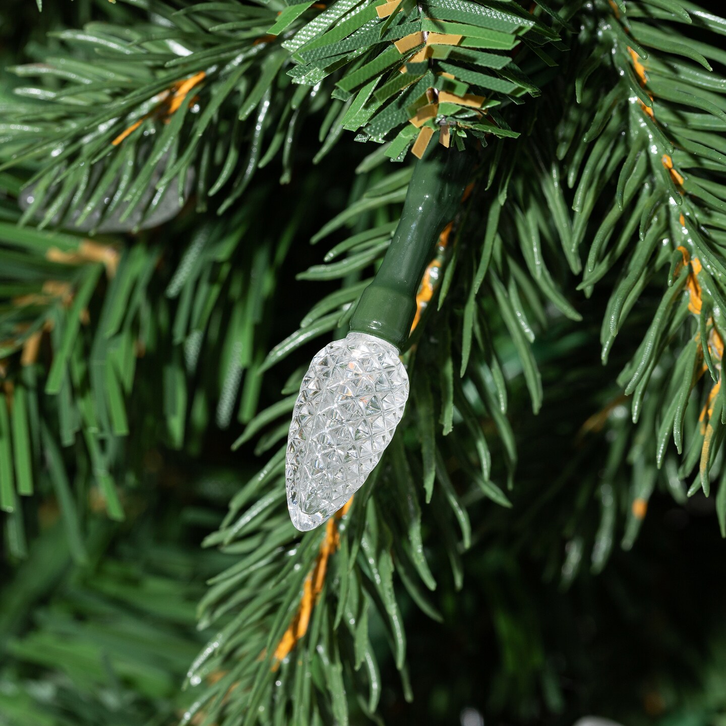 Set of 2/4 Pre-Lit Greenery Christmas Teardrop Swag with 50 Lights and Timer