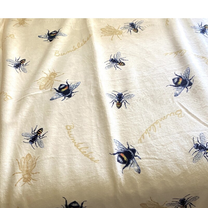 Bumblebees Plush Throw Blanket