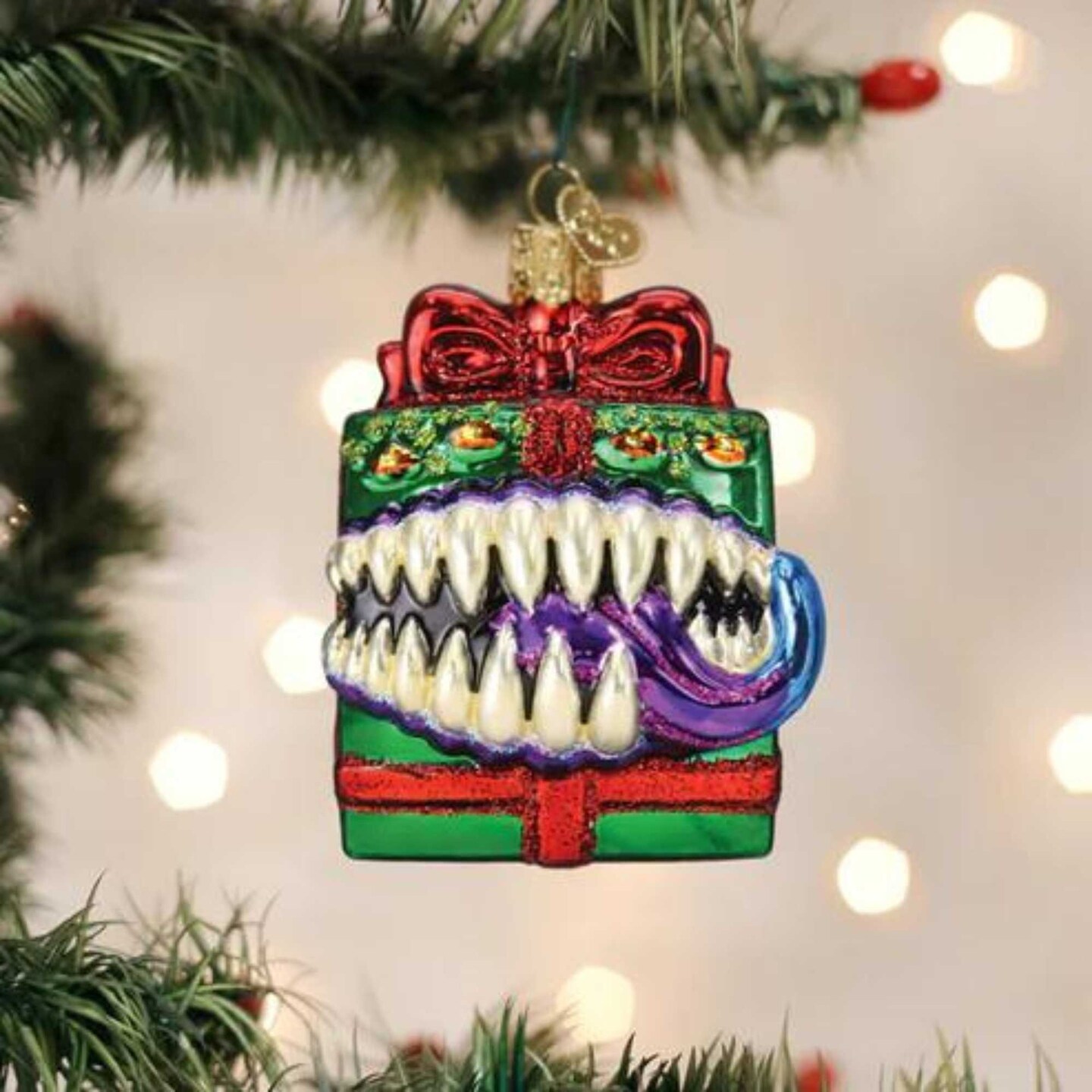 Old World Christmas 3.0 Inch Dungeons & Dragons Christmas Tree Ornament , Christmas Decor Holiday Mimic Mystery