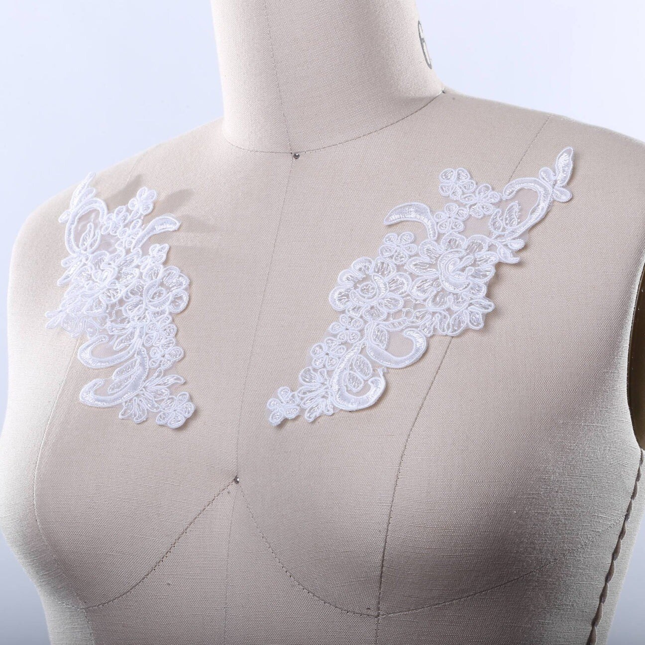 White Alencon Lace Applique Pair With 7.25 X 3 Inch Mirrored Design