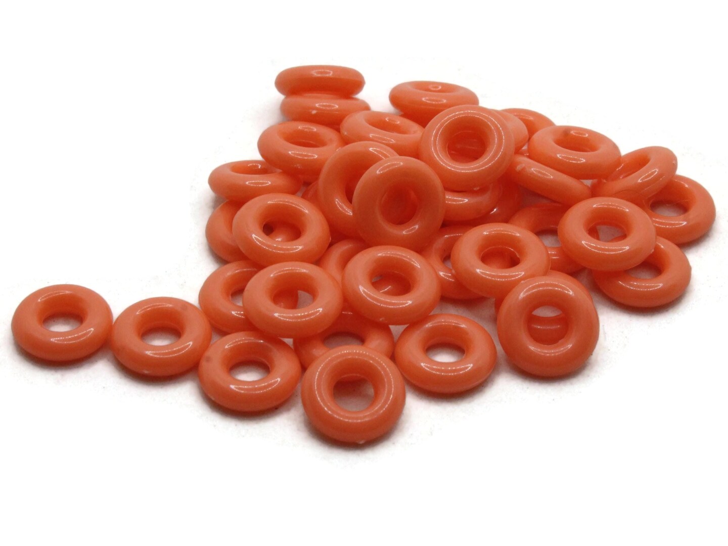 40 10mm Orange Ring Vintage Plastic Link Beads