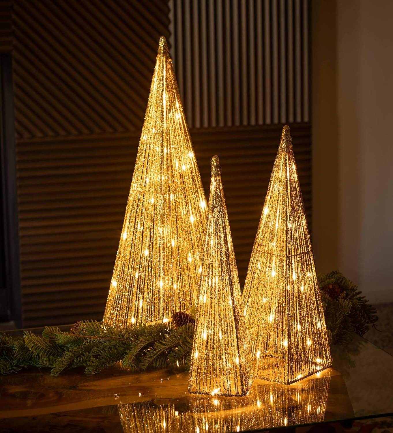 Soft Touch Greenery Garland Indoor Holiday D&#xE9;cor(Green)