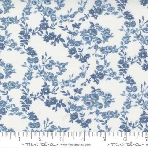 Nantucket Summer Cream Blue Surfside Small Floral 44&#x22;/45&#x22; Fabric Per Yard