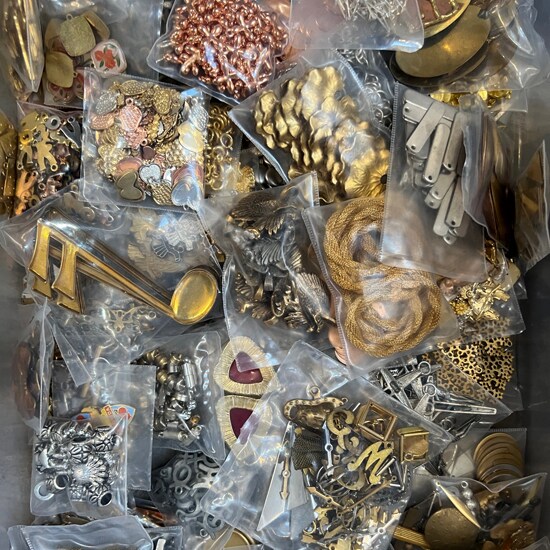 Mystery Bulk Wholesale Lot of Metal Charms &#x26; Metal Findings and Components