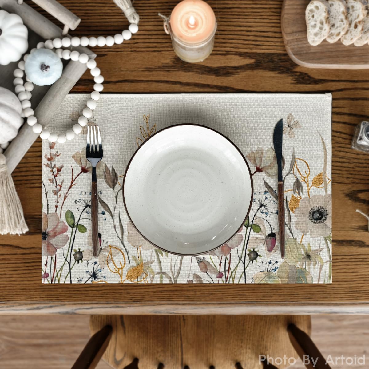 Set of 4 Wildflowers Floral Fall Placemats - 12x18 Inch (Beige)
