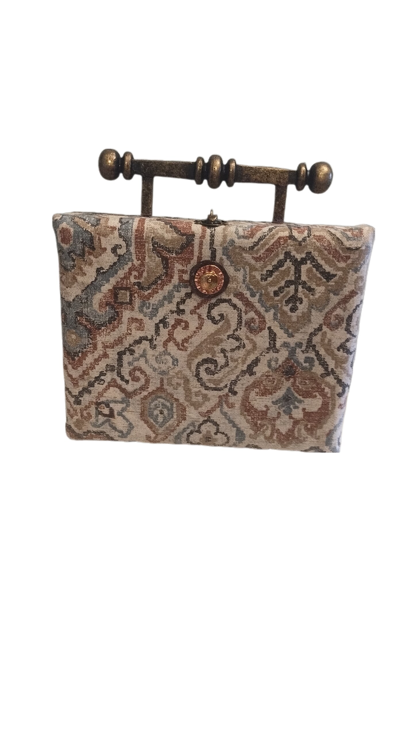 Barely neutral cigar box purse 441740574119313408