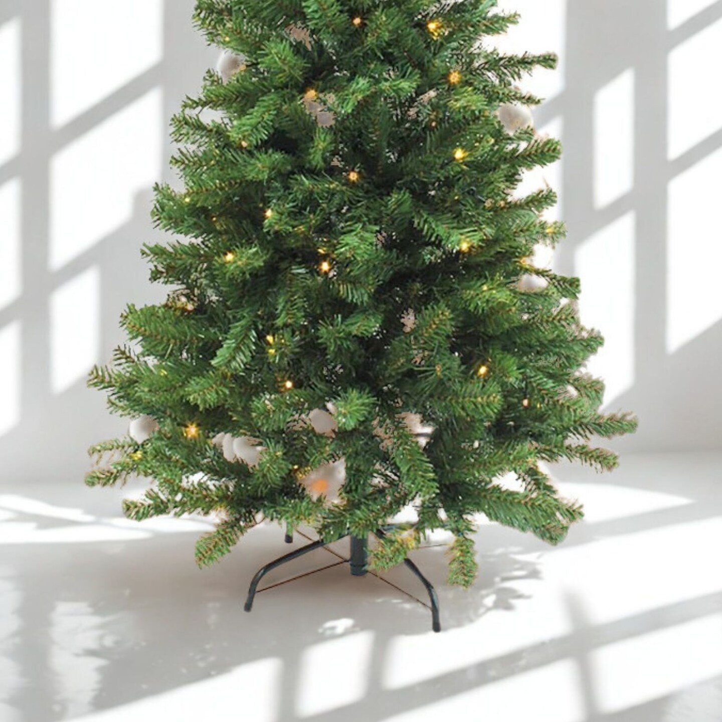 4ft Prelit Melvern Full Christmas Tree Warm White LED Lights Metal Stand