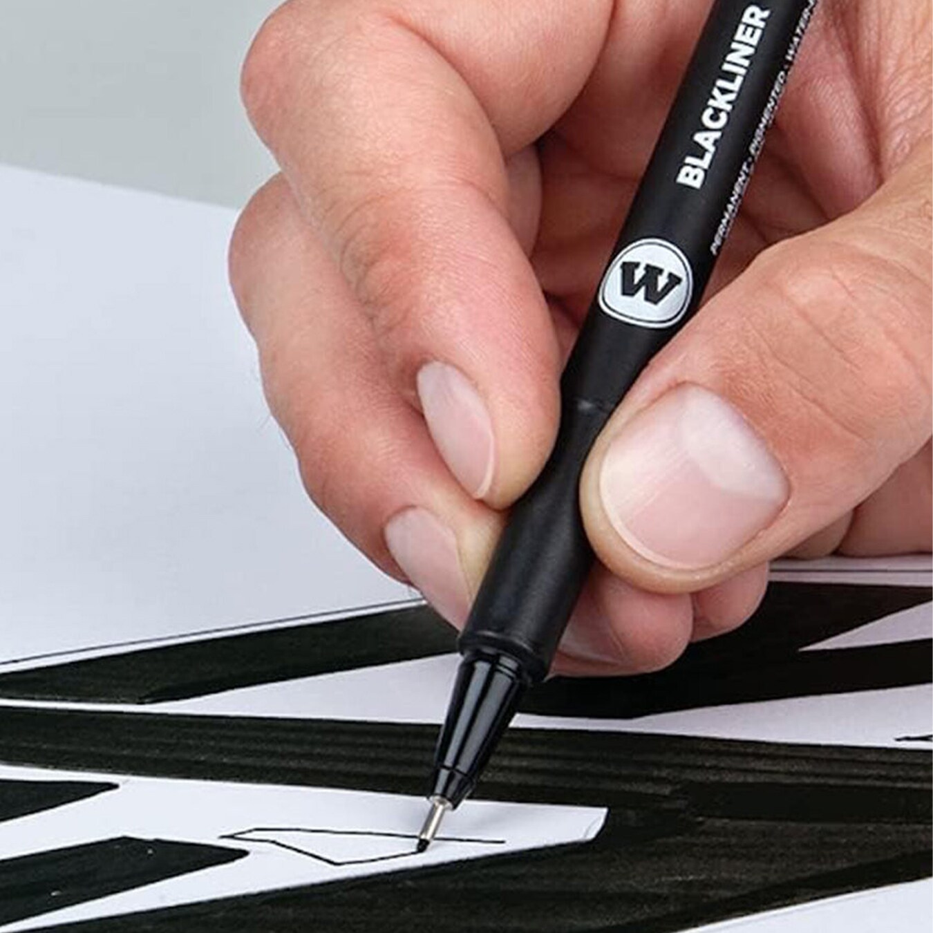 Molotow Blackliner Pen, Variable Tip Sizes, Black Permanent Ink, 1 Each