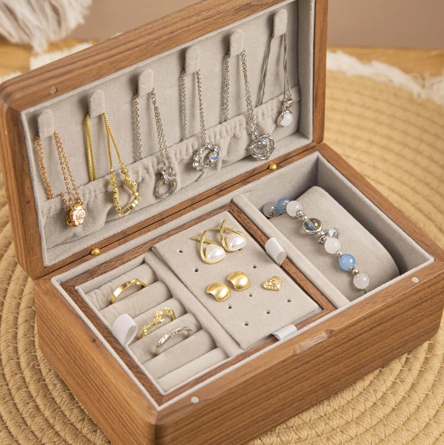 Customized Walnut Jewelry Box, Portable Jewelry Storage Box