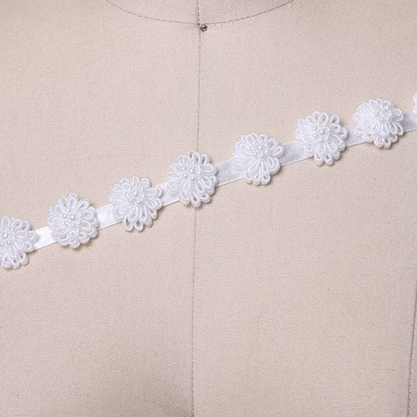 1 Yard 3D White Flower Ribbon Trim Firm Satin Narrow Floral Accent
