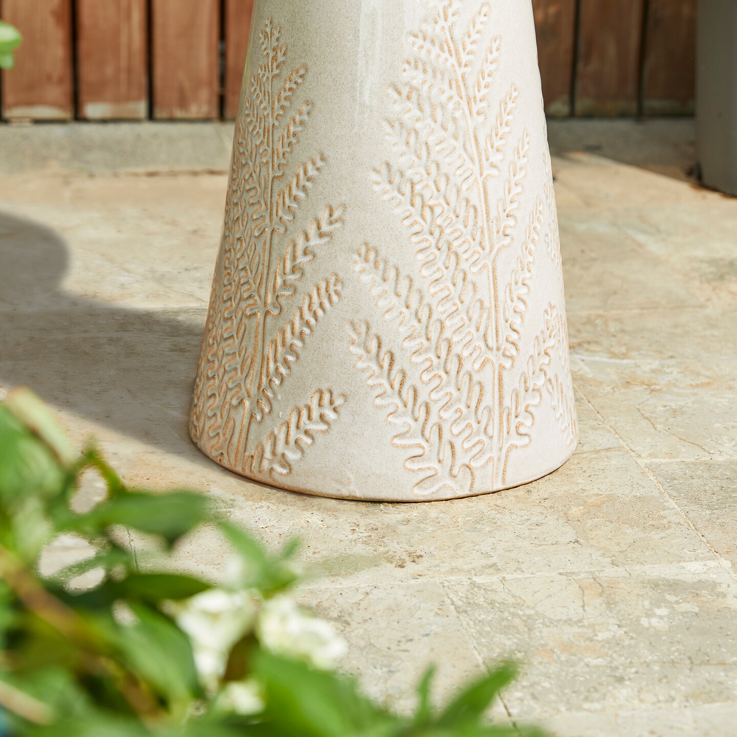 27.5"H Embossed Fern Fronds Pattern Pedestal Ceramic Birdbath Fountain with Two Birds, LED Light, Includes Pump, Multiple Colors