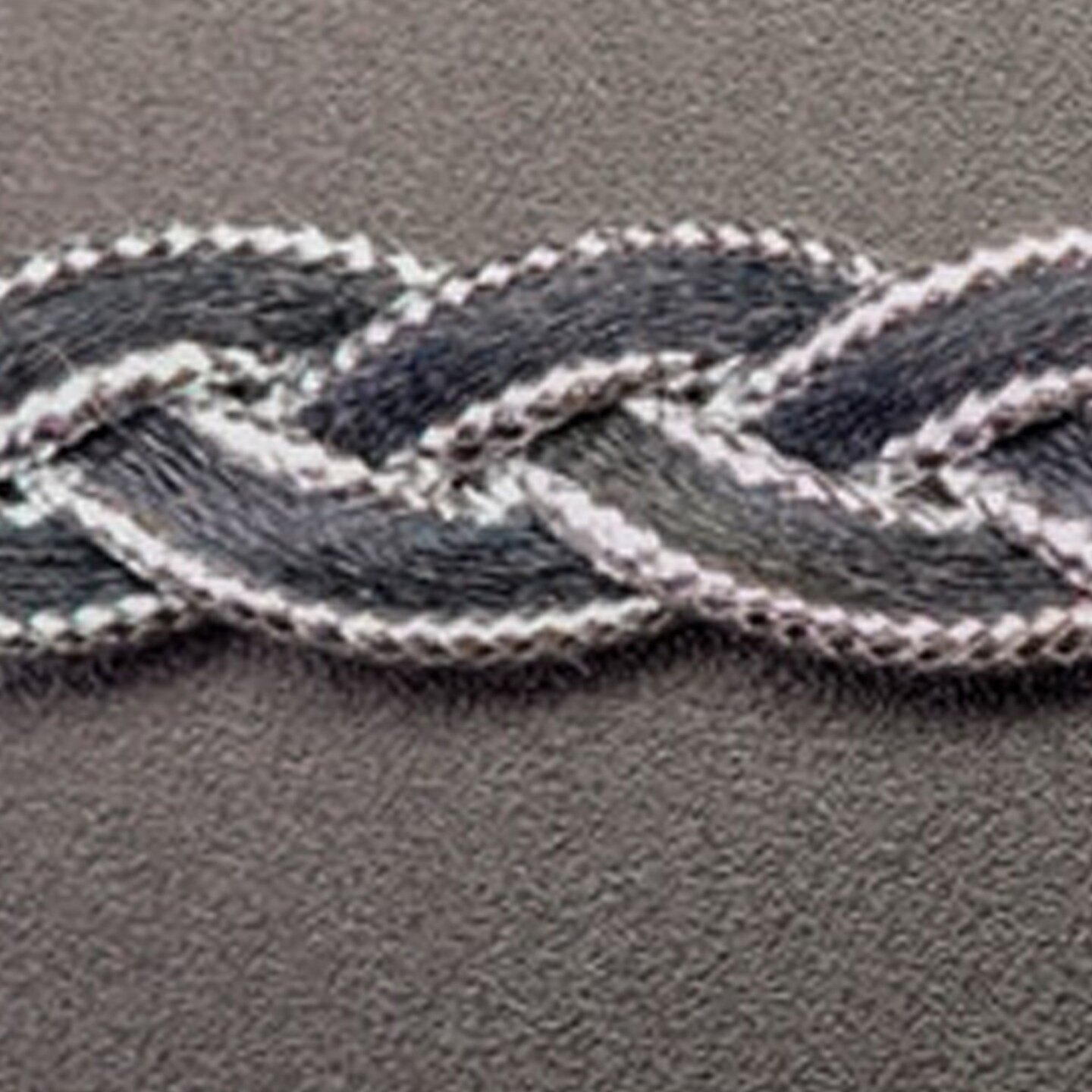1/2&#x22; x 15 yards Black/Silver Braided Trim Pack of 5