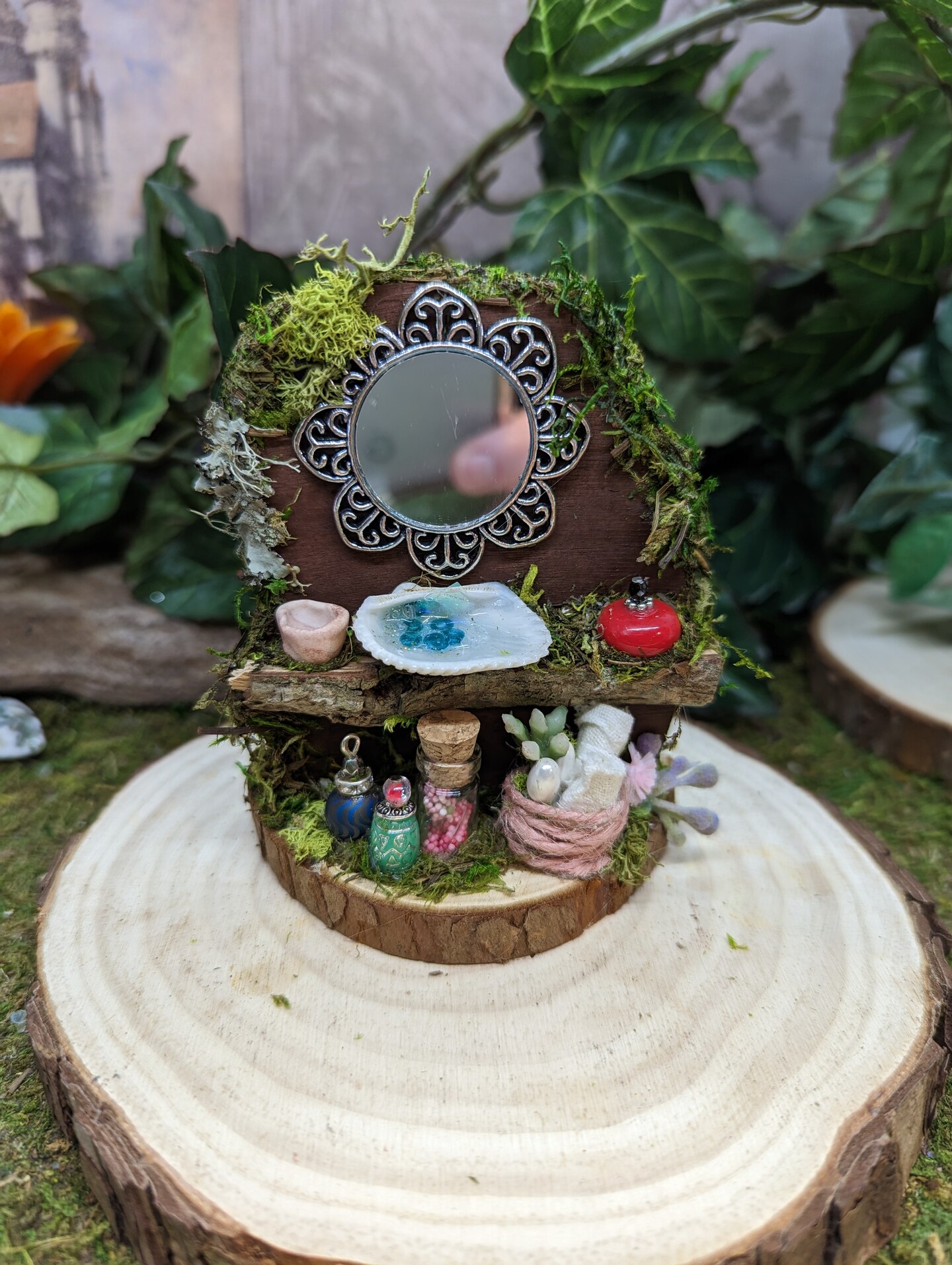 Fairy Vanity Table for Fairy Garden or Miniature Diorama, Woodland Vanity  with Mirror for Miniature Fairy Garden | MakerPlace by Michaels